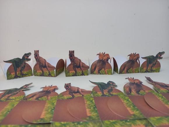 Forminhas para Doces Dinossauros 50 Unidades