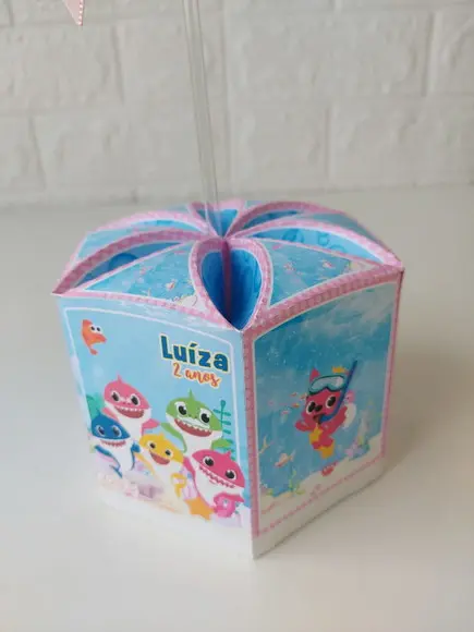 Centro de Mesa Baby Shark Rosa