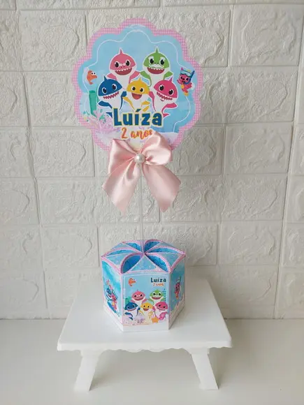 Centro de Mesa Baby Shark Rosa