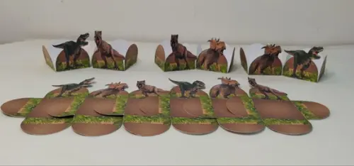 Forminhas para Doces Dinossauros 50 Unidades