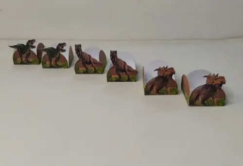 Forminhas para Doces Dinossauros 50 Unidades