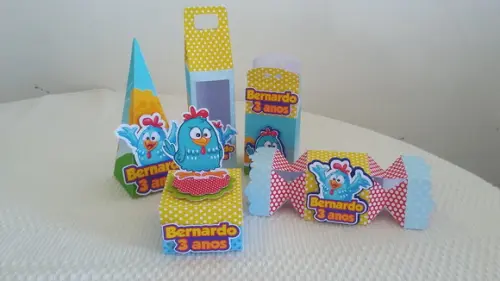 Kit Festa Personalizada Galinha Pintadinha -15 Peças