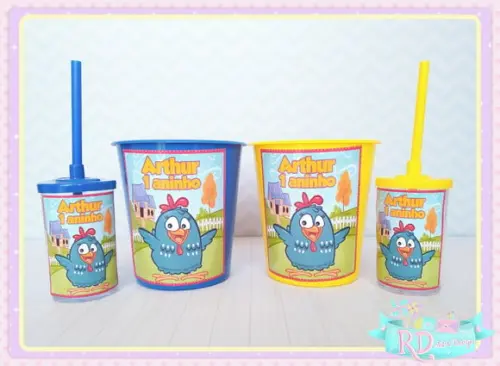 Kit Baldinho e Copo Short Drink Galinha Pintadinha