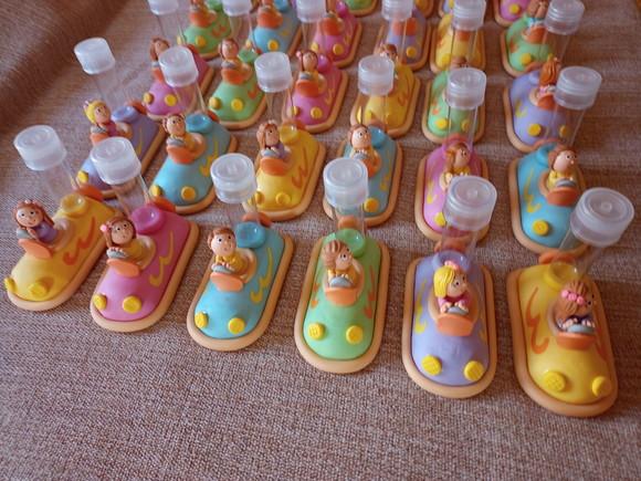 Carrinho Bate Bate Parque de Diversão Candy Colors lembrancinha