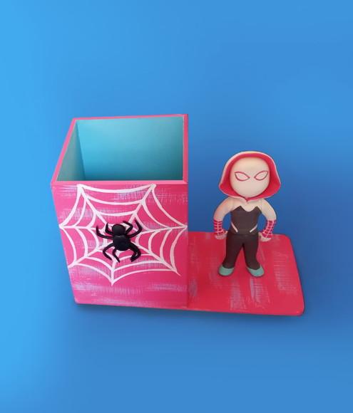 Centro de Mesa Mulher Aranha Porta Lápis mdf