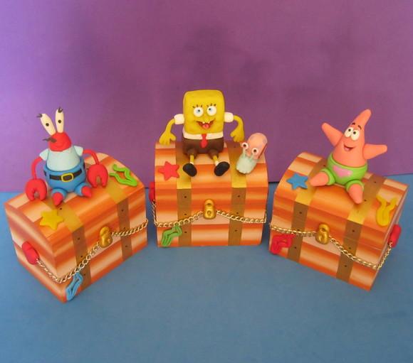 Baú mdf Bob Esponja centro de mesa