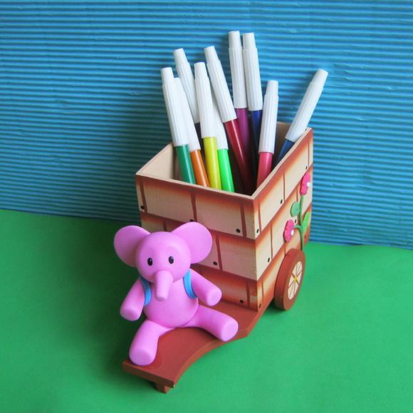 Elly Pocoyo Porta Lápis mdf lembrancinha