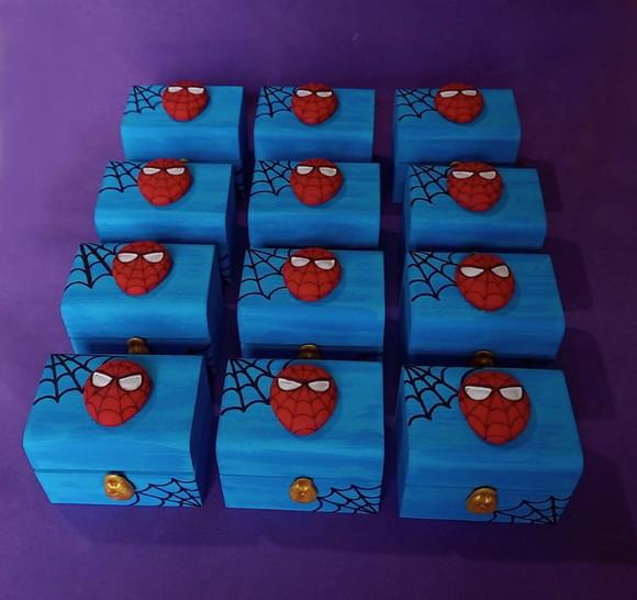 Mini Baú mdf Homem Aranha lembrancinhas