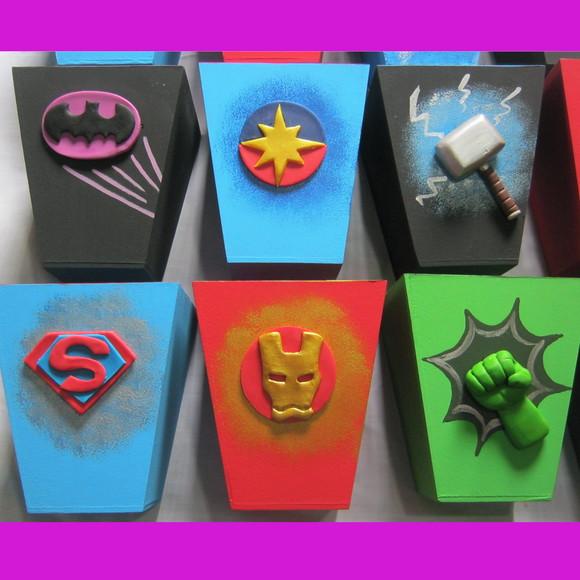 Vingadores Porta Lápis Centro de Mesa