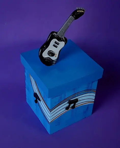 Caixa mdf Guitarra festa música centro de mesa e lembrancinha