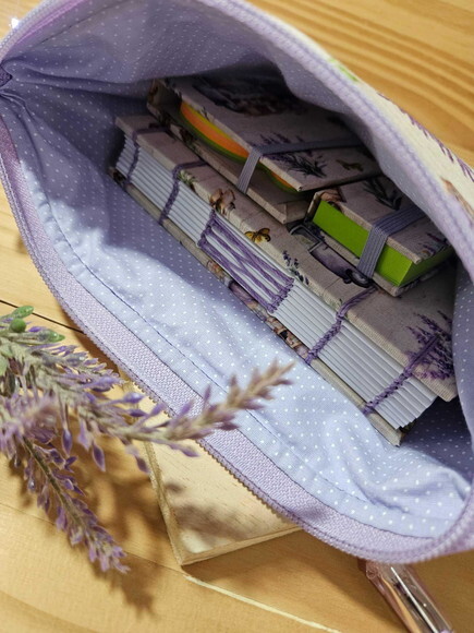 caderno lavanda