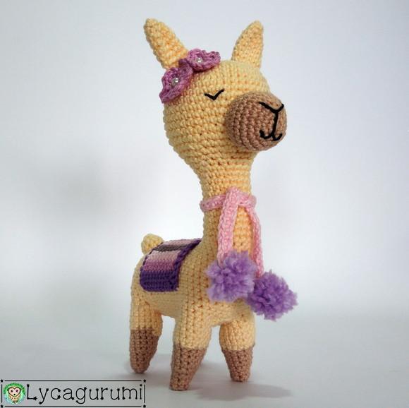 Alpaca Amarela e Marrom ~*~ Amigurumi crochê (animais) ~*~