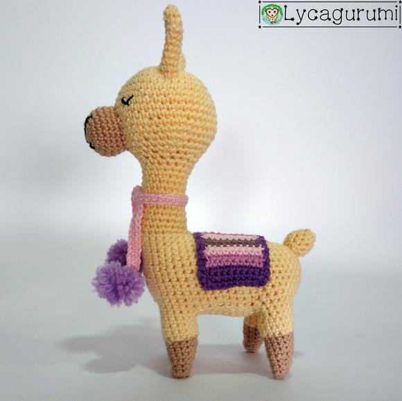 Alpaca Amarela e Marrom ~*~ Amigurumi crochê (animais) ~*~