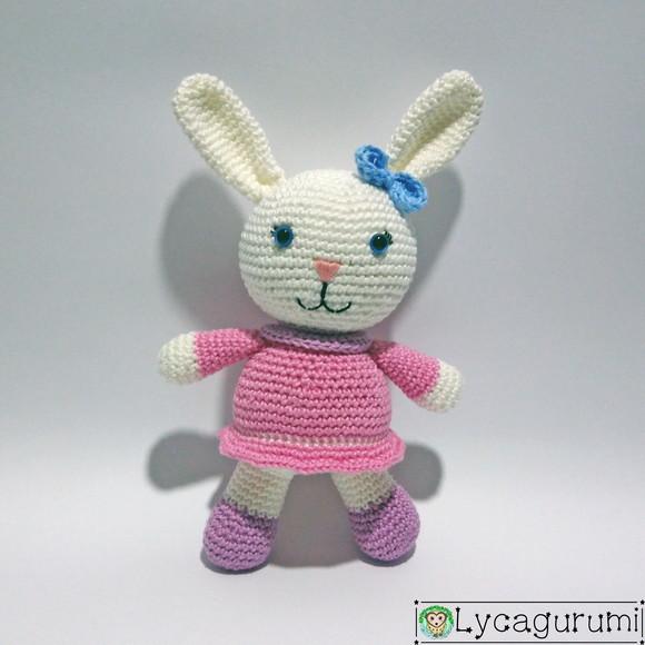 Amigurumi Coelhinha de Vestido (tema Bosque)