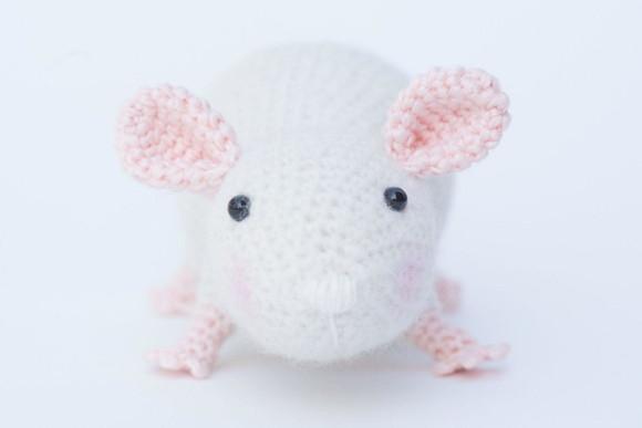 Amigurumi Ratinho Branco Personalizável