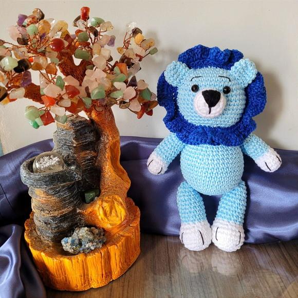Leão Safari Amigurumi Azul - Candy Colors