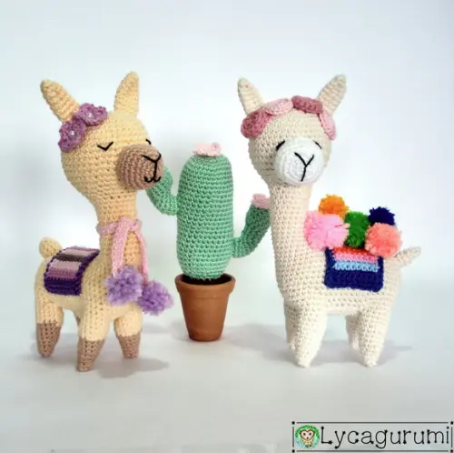Alpaca Lhama Amigurumi - com Cacto e Pompons (kit Completo)