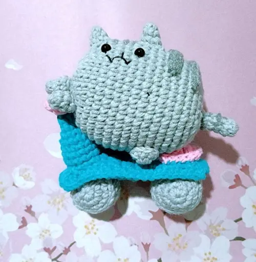 Gato Pusheen Cat no Patinete Amigurumi