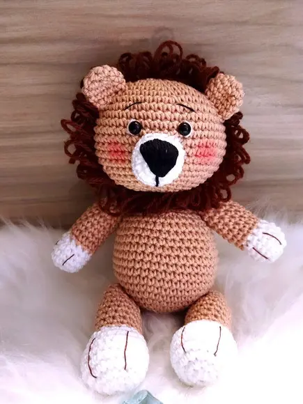 Leão Safari Amigurumi Tons Terrosos (candy Colors)