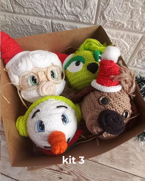 Bolas de Natal em Tricotin - Kit