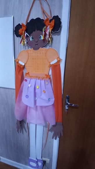Boneca Articulada em Eva Caipira Morena