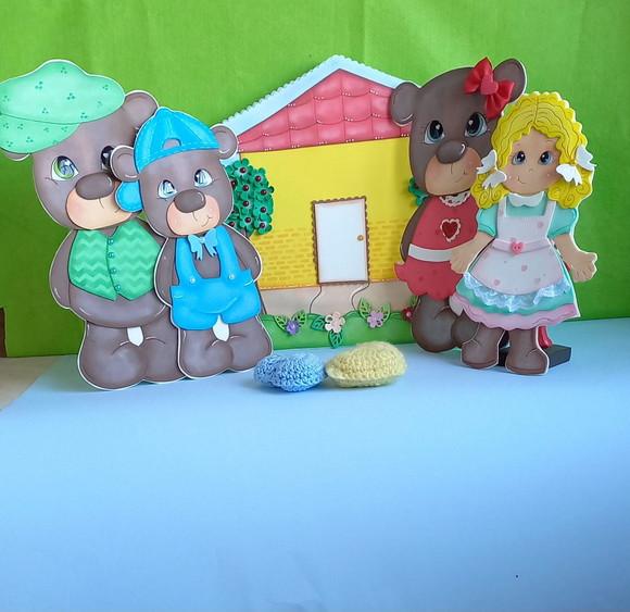 Cenário Cachinhos Dourado e a Família Urso