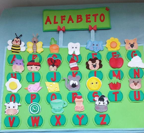 Painel Alfabeto Ilustrado em Eva