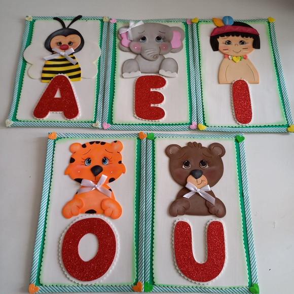 Recurso das Vogais Placa das Vogais Ilustrado