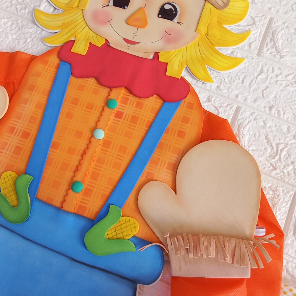 Boneca Articulada Espantalho em Eva.