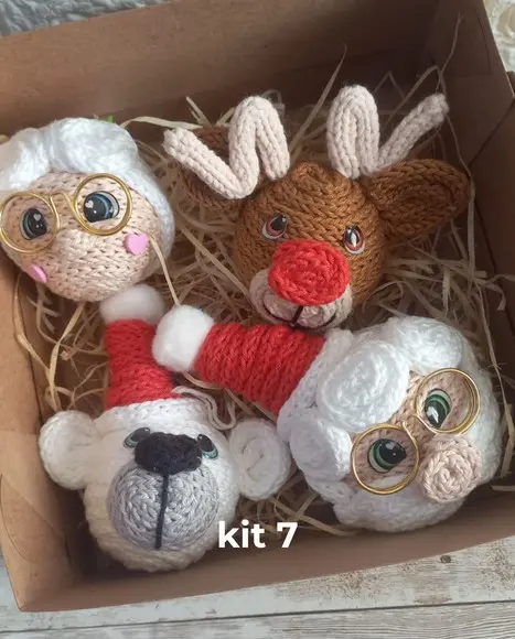 Bolas de Natal em Tricotin - Kit