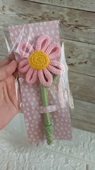Canetas Personalizadas Flor em Tricotin
