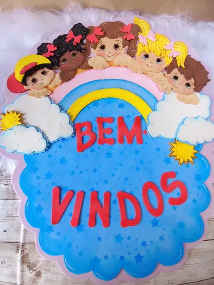 Placa de Bem Vindos Arco Íris em Eva.
