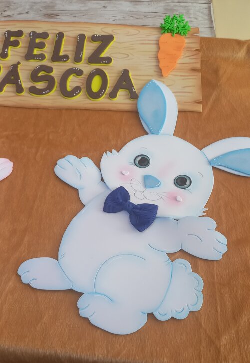 Coelhos Apliques em Eva Feliz Páscoa.