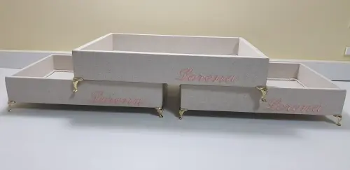 Bandeja de MDF forrada com linho crú personalizada