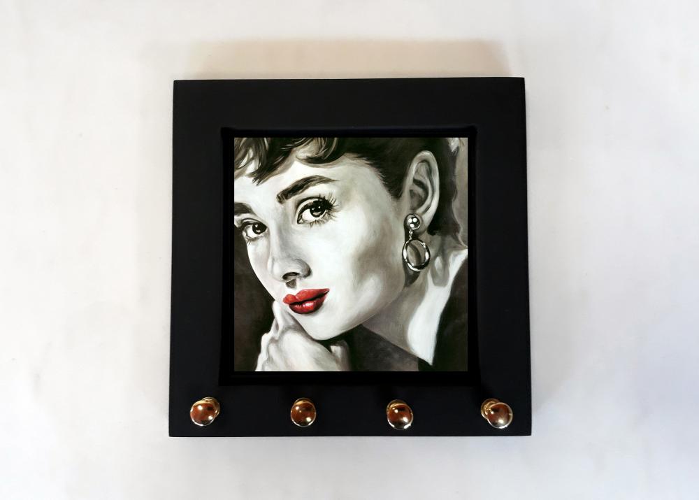 Porta Chaves Audrey Hepburn