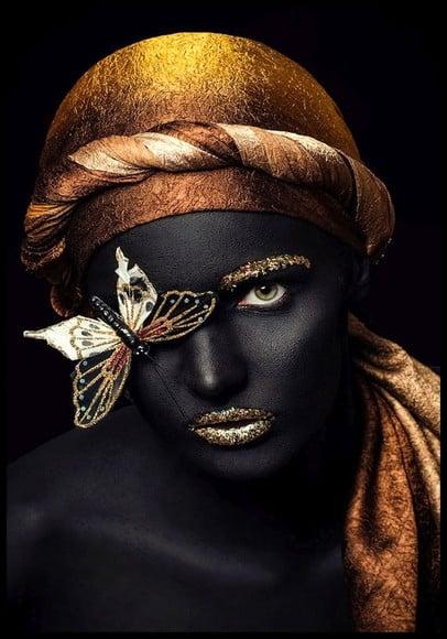 Placa Decorativa Mulher Negra com Dourado