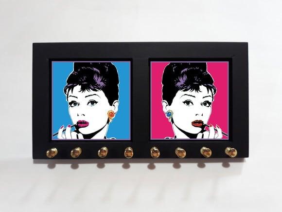 Porta Colar Audrey Hepburn Pop Art