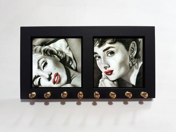 Porta Colar Divas (Preto)