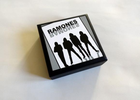Porta Copos Ramones