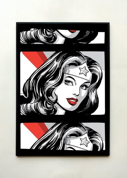 Quadro Mulher Maravilha (vermelho)
