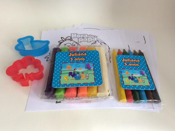 Kit Massinha, Giz de Cera e Desenhos Galinha Pintadinha