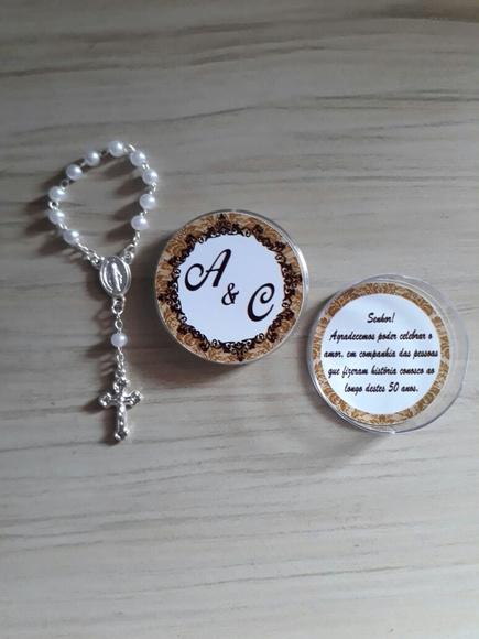 Latinha com Mini Terço - Bodas de Ouro