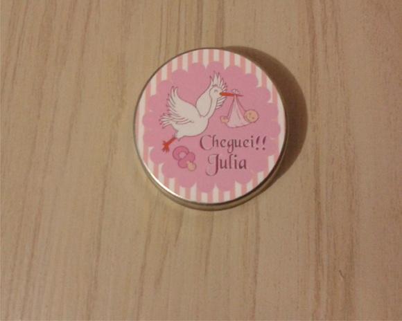 Latinha com Mini Terço Nascimento Menina