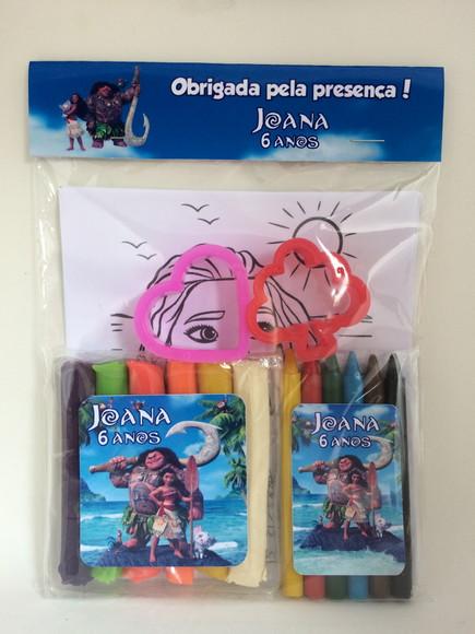 Lembrancinha Kit Massinha, Giz de Cera e Desenhos Moana