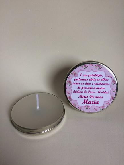 Lembrancinha Latinha com Vela Aniversário