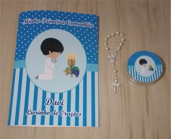 Livrinho de Orações + Latinha com Mini Terço 1ª Comunhão
