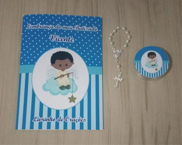Livrinho de Orações + Latinha com Mini Terço Batizado Menino