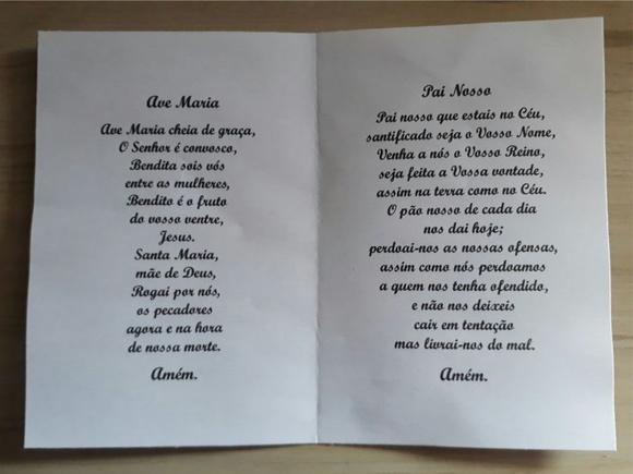 Livrinho de Orações + Latinha com Mini Terço Batizado Menino