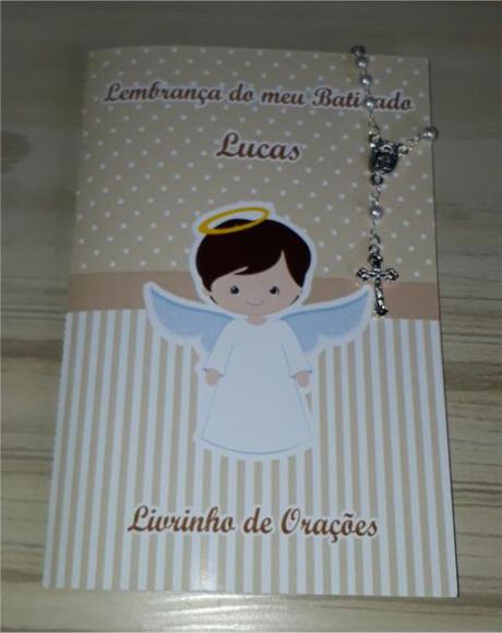Livrinho de Orações com Mini Terço Batizado Menino