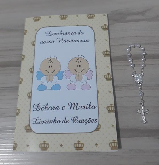 Livrinho de Orações com Mini Terço Nascimento Gêmeos